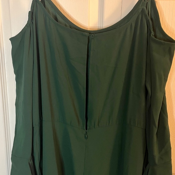 NWT BCBG MAX AZRIA Jordane Jumpsuit Dark Amazon size L - Picture 5 of 7